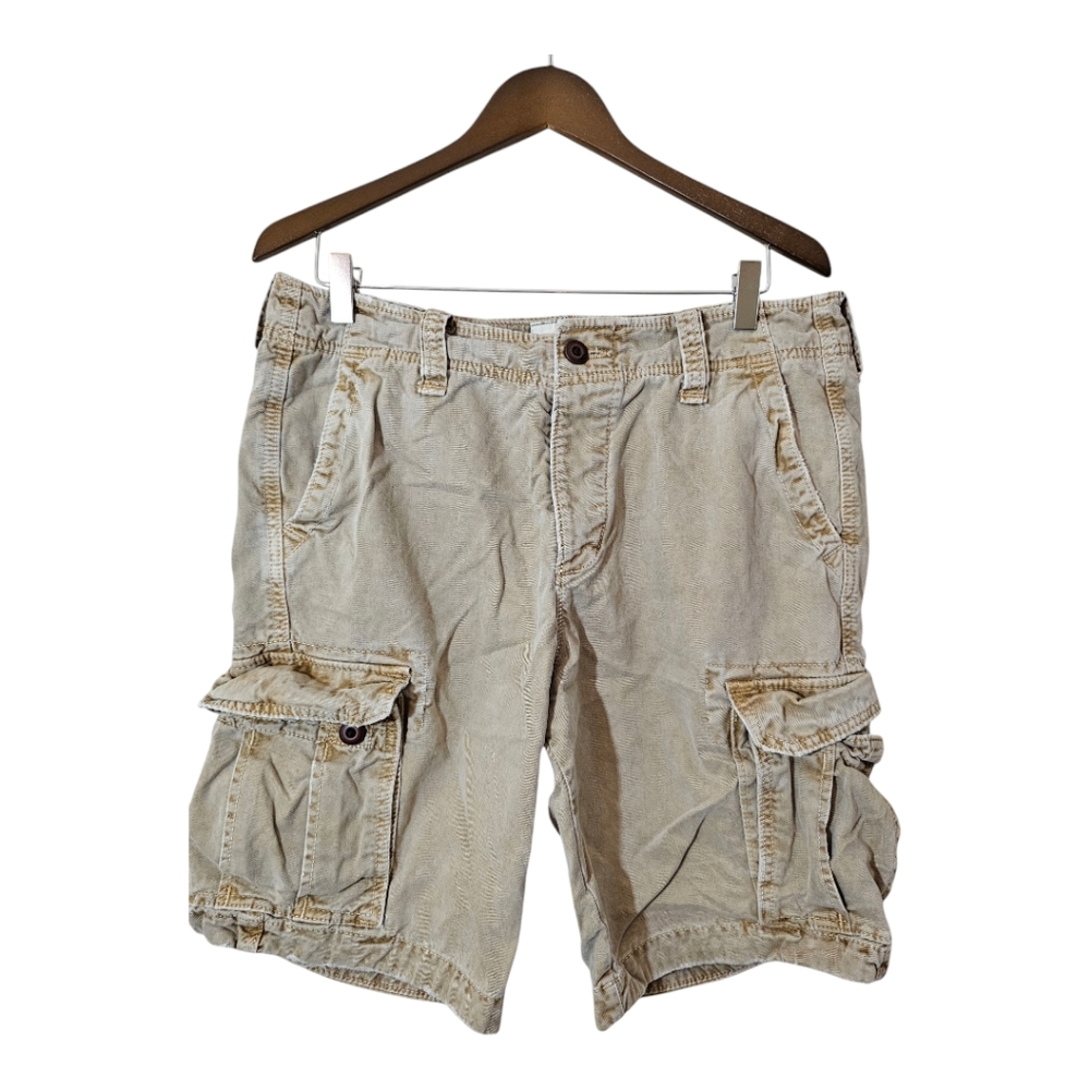 Hollister Men's Beige Cargo Shorts